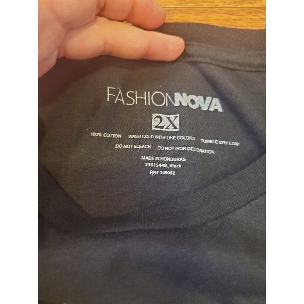 Fashion Nova Top‎ Women's Size 2X Protect My Peace Long Sleeve Shirt Black NWOT - Picture 4 of 7